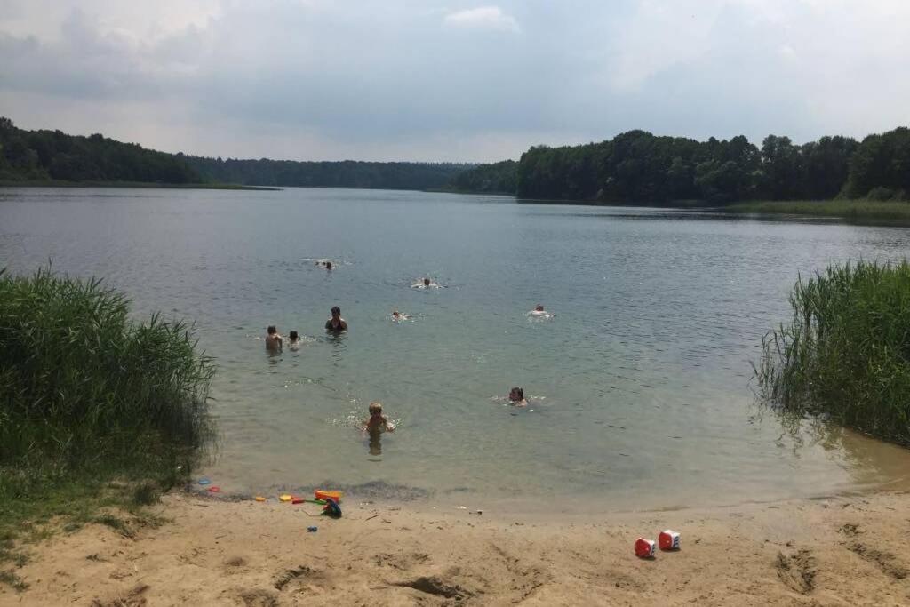 Ferienwohnung In Peetzig Am See Angermunde Eksteriør bilde